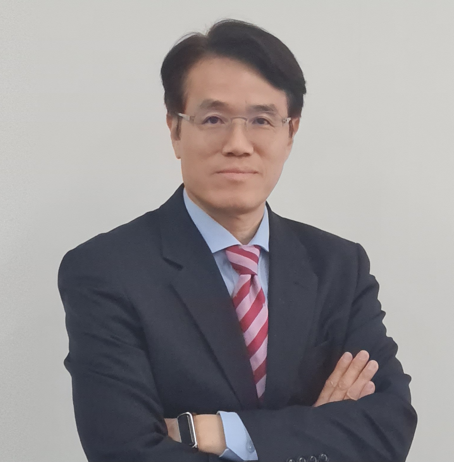 Dr. Son Chang Yong
